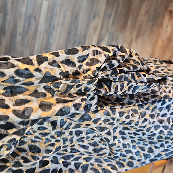 👚NOTATIONS ABSTRACT PRINT BLOUSE - Picture 7 of 9